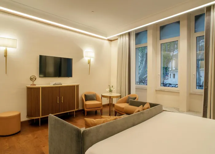 Imperiale By Omnia Roma